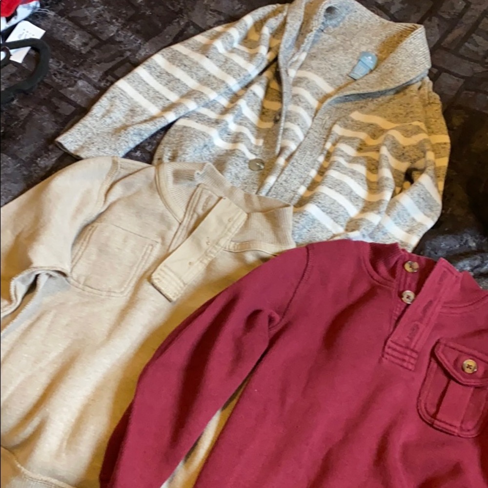 3 Sweaters size 4T